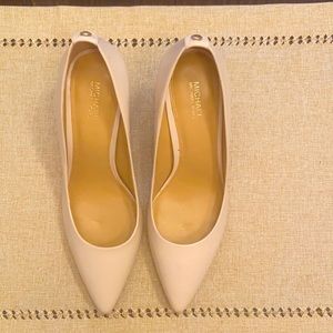 Michael Kors Pumps